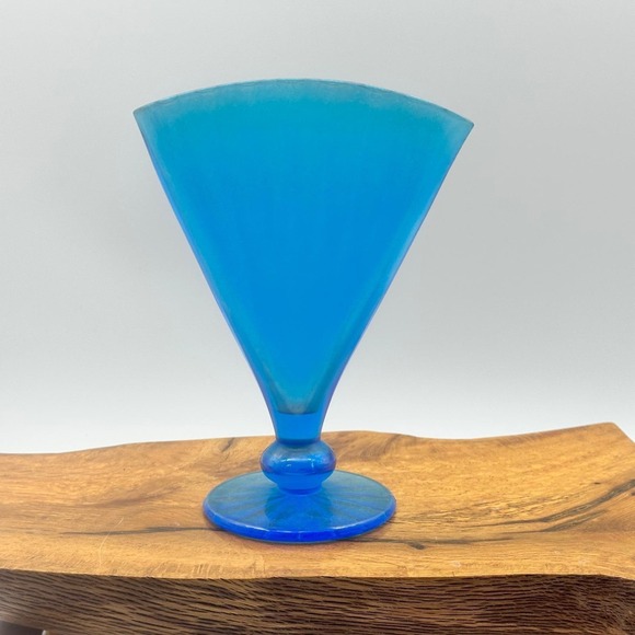 Turquoise Opaque Glass Fan Vase - Picture 5 of 7